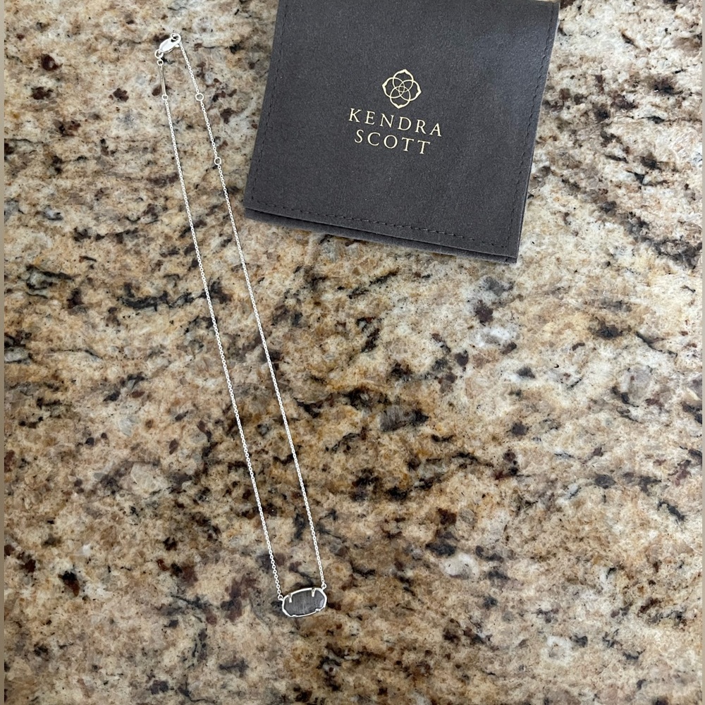 Elisa Sterling Silver Pendant Necklace in Gray Labradorite